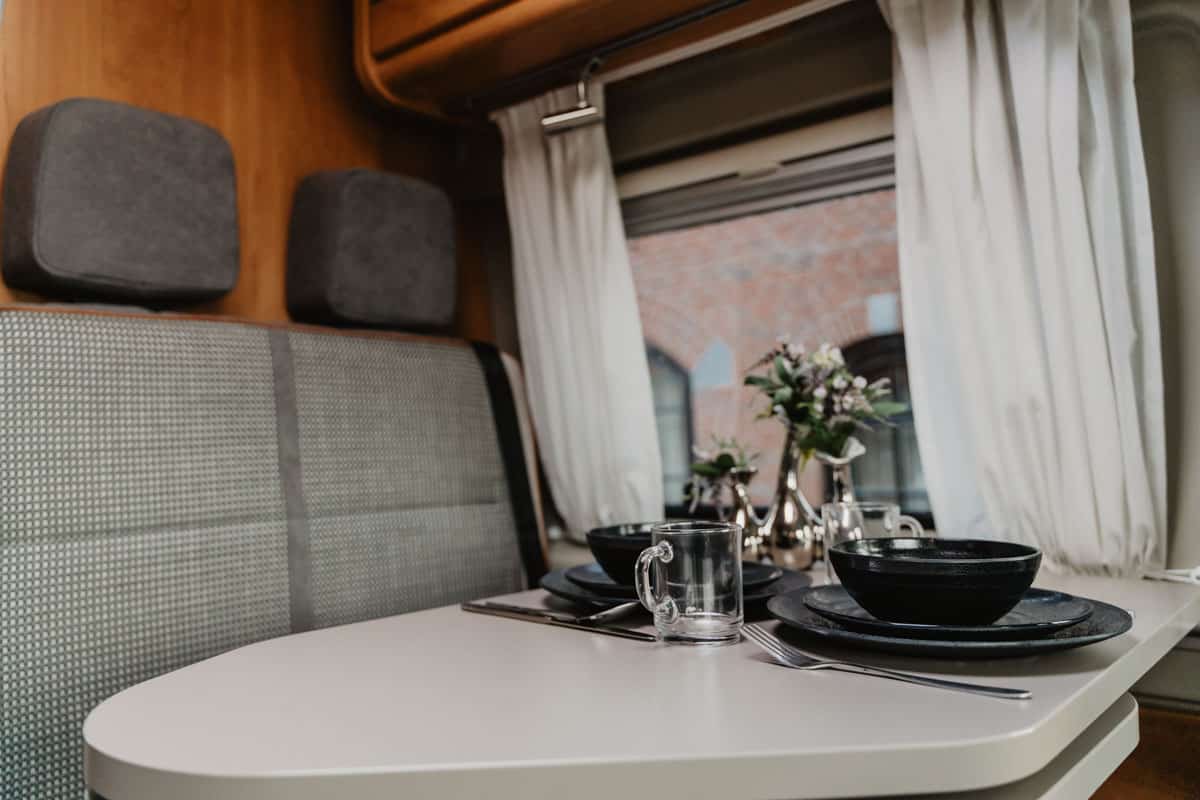 Camper 23: Pössl 2 Win R Plus (lengte 599cm) - Afbeelding 10