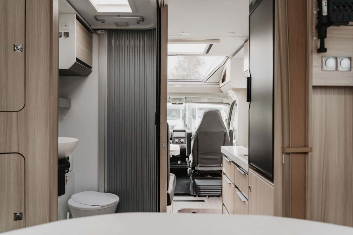 Adria Compact (Queensbed) , bouwjr 2021 / 67.000km - Afbeelding 11