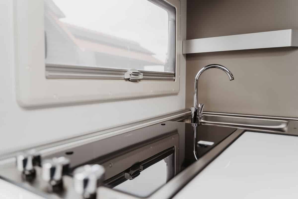 Adria Compact (Queensbed) , bouwjr 2021 / 67.000km - Afbeelding 8