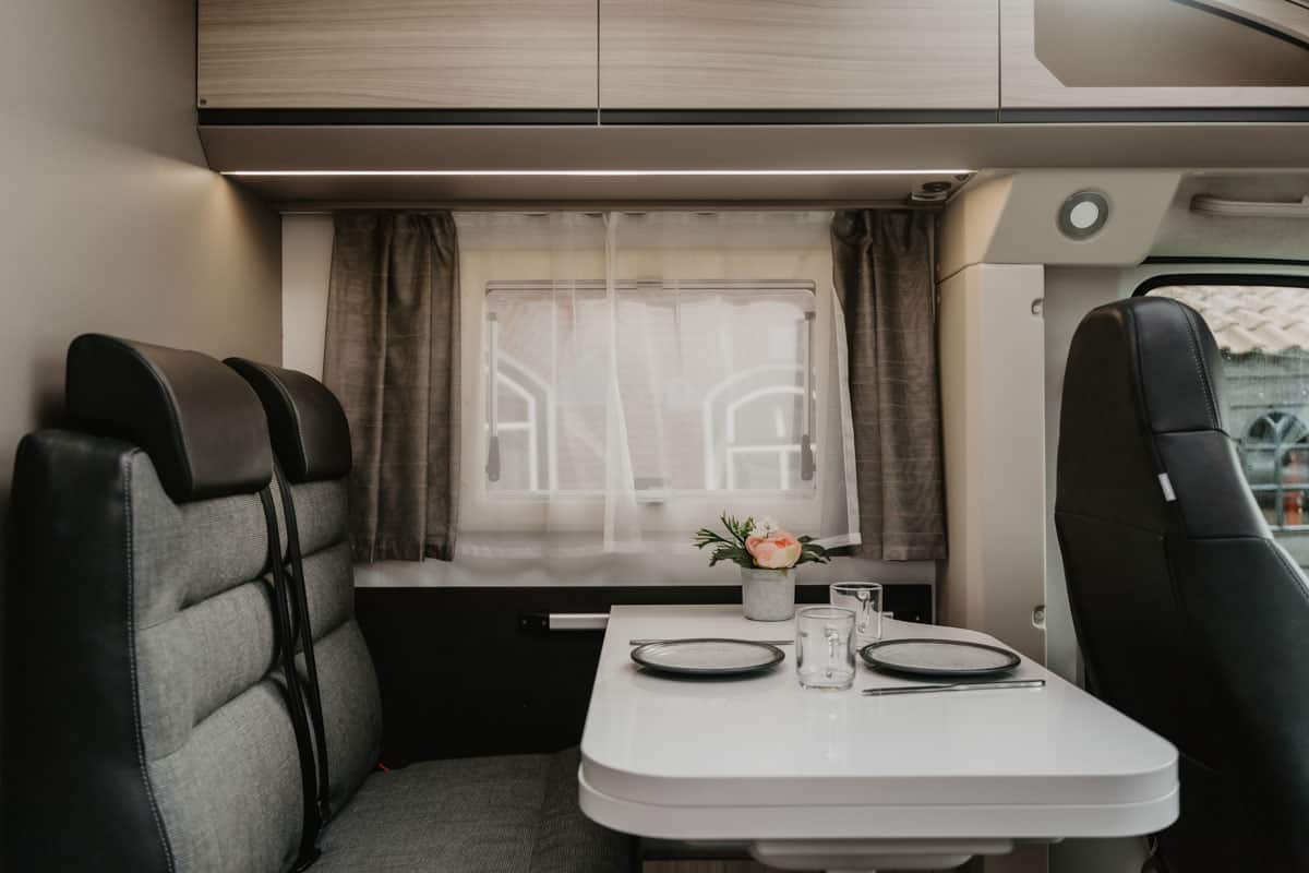 Adria Compact (Queensbed) , bouwjr 2021 / 67.000km - Afbeelding 4