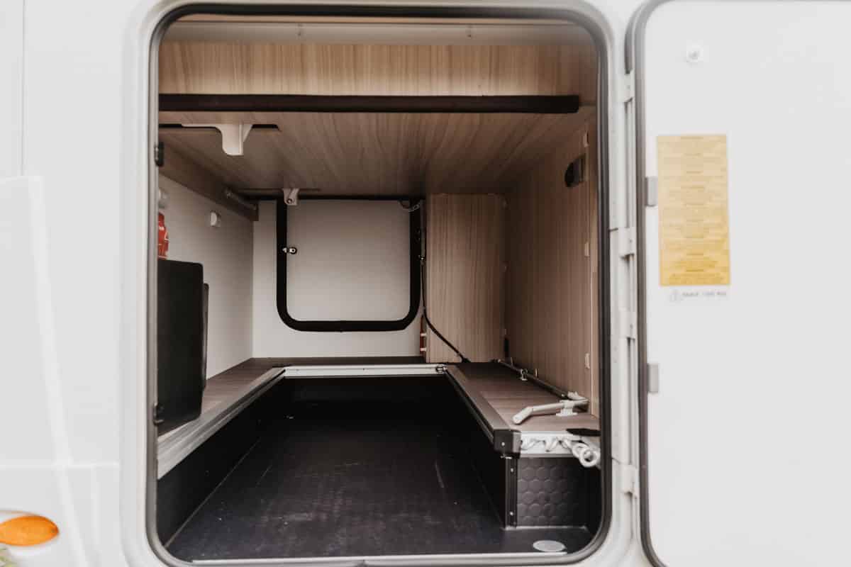 Adria Compact (Queensbed) , bouwjr 2021 / 67.000km - Afbeelding 18