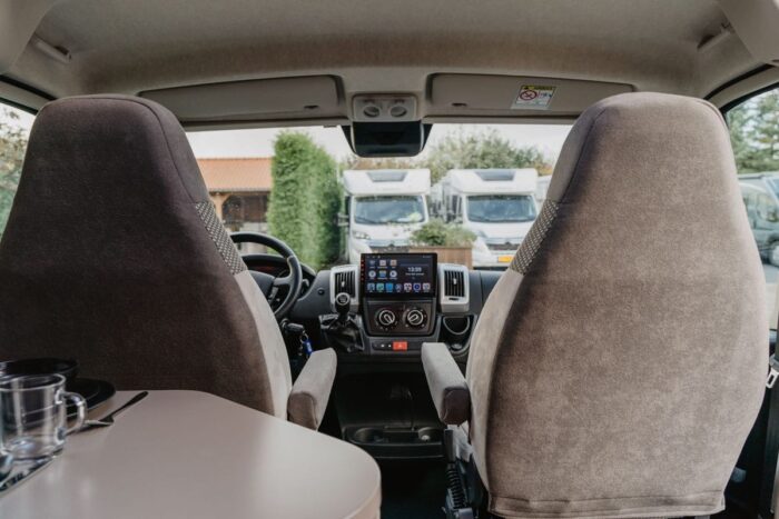 Pössl 2 Win R Plus (lengte 599cm) bouwjr 2022 -36900km - Afbeelding 22