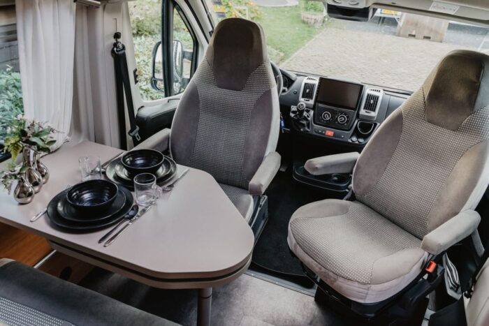 Pössl 2 Win R Plus (lengte 599cm) bouwjr 2022 -36900km - Afbeelding 25