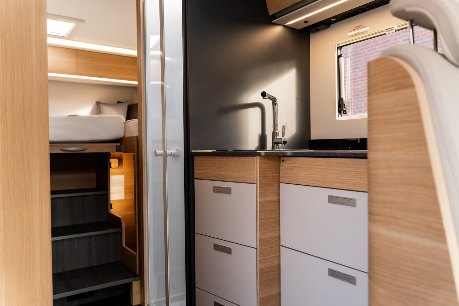 Camper 25: Adria Matrix 670 - 4p - Afbeelding 12