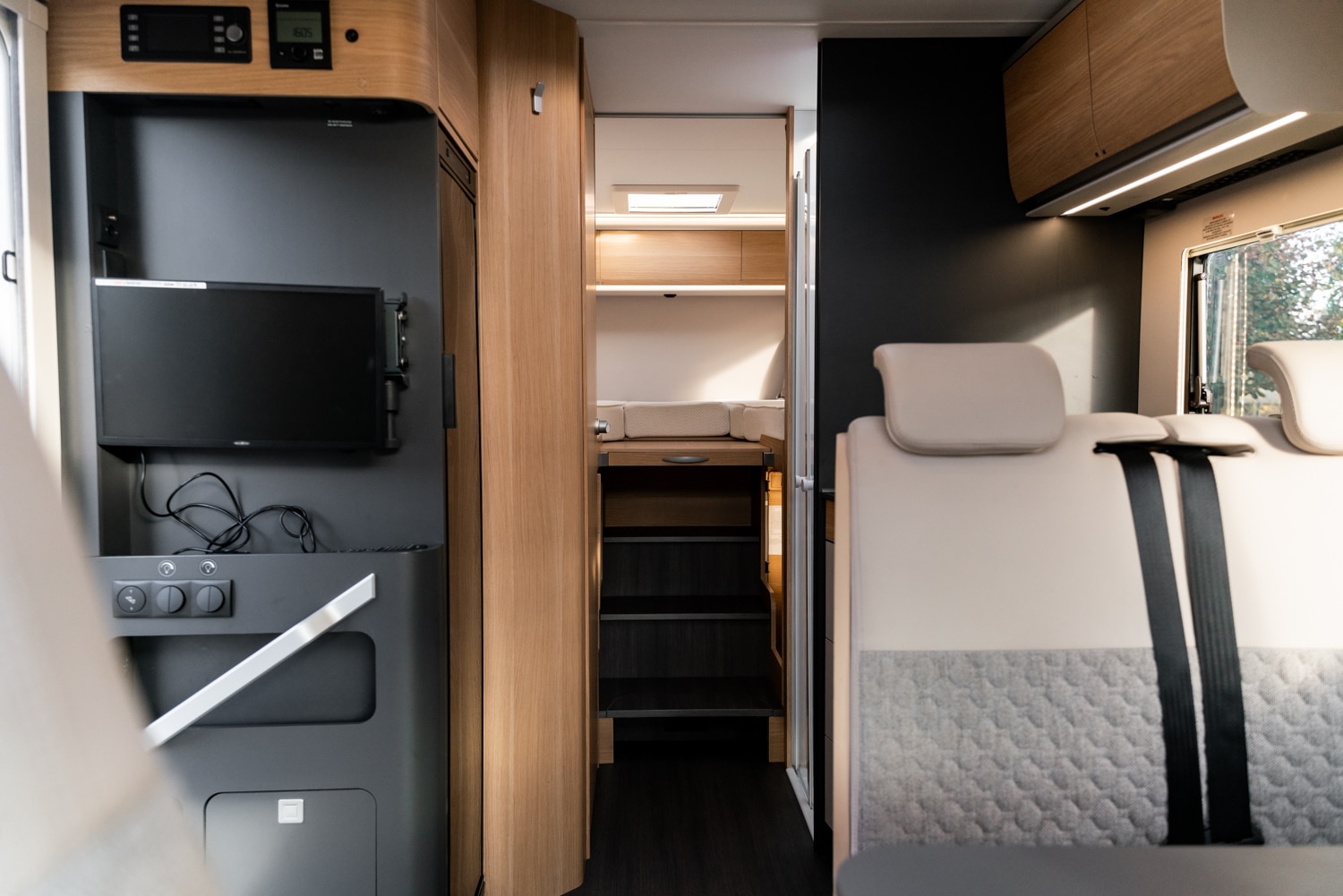 Camper 25: Adria Matrix 670 - 4p - Afbeelding 13
